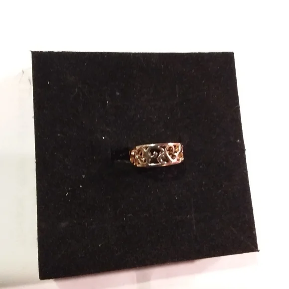 Gold Filigree Toe Ring - Picture 3 of 4
